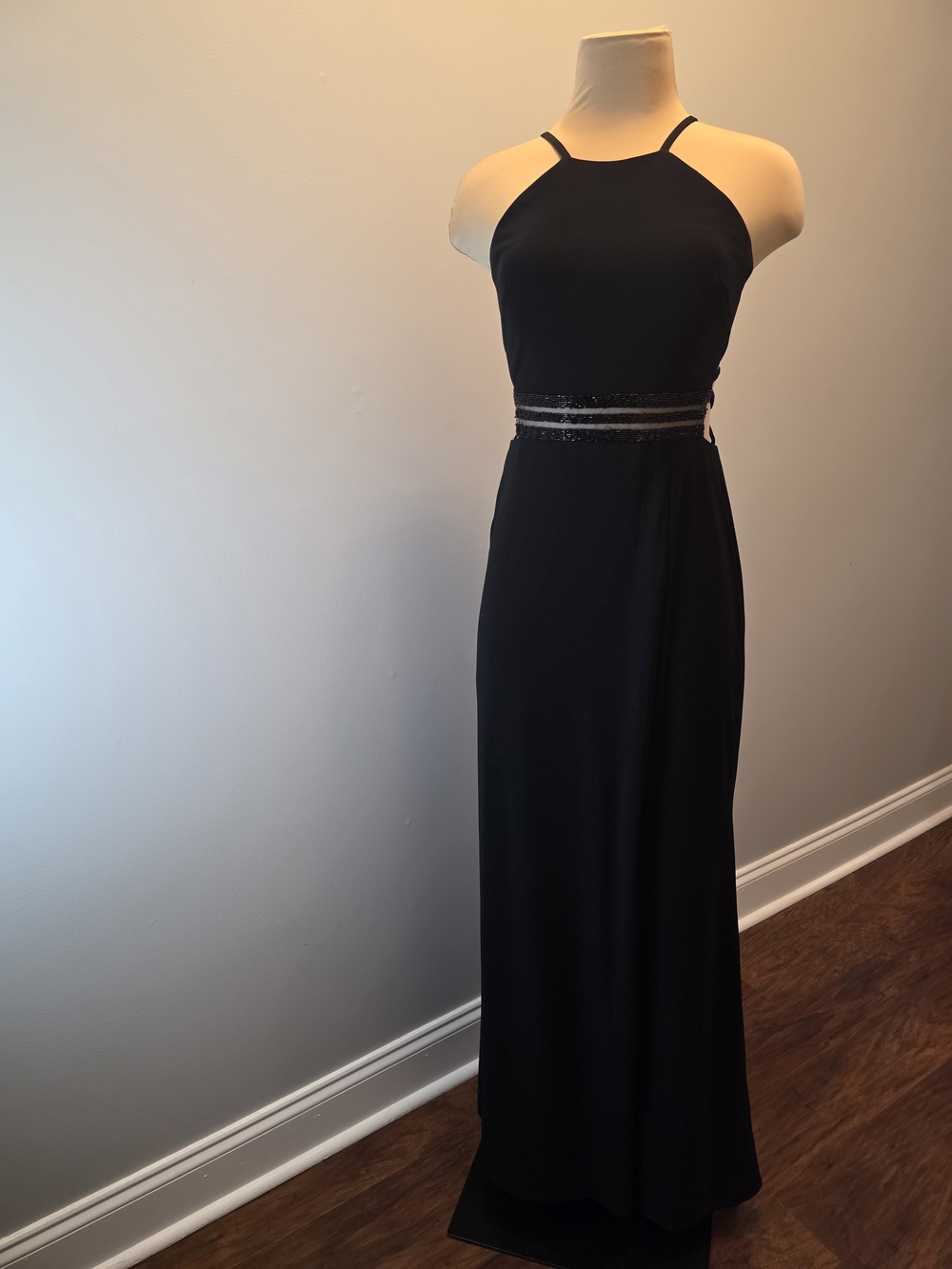 Morgan & Co Juniors Formal Wear
